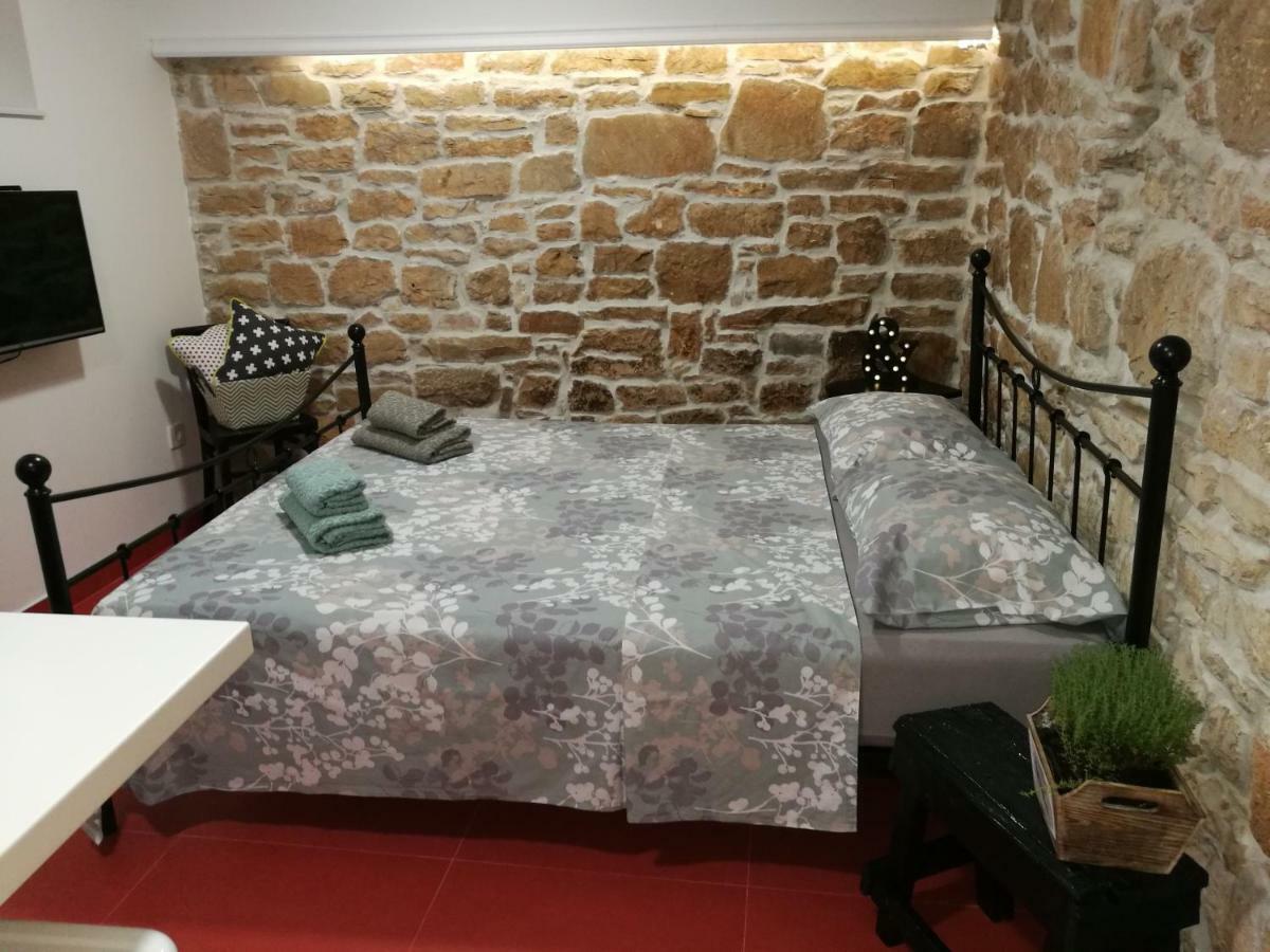 Littel Studio Franceska Jezera Buitenkant foto